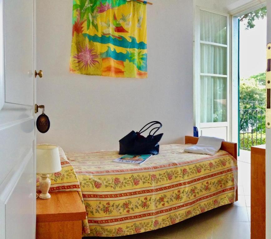 Hotel Villa Fiorisella มารีนา ดิ มาซซา ภายนอก รูปภาพ