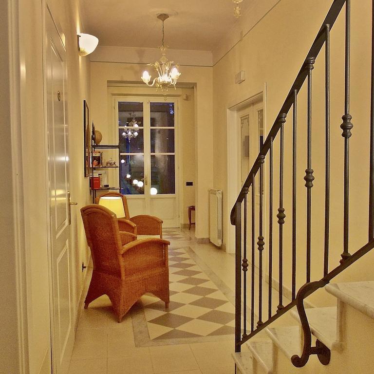 Hotel Villa Fiorisella มารีนา ดิ มาซซา ภายนอก รูปภาพ